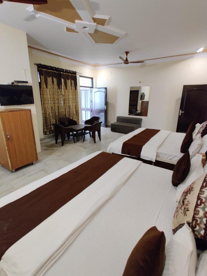 Vrinda Apartments อัมริตสา ภายนอก รูปภาพ